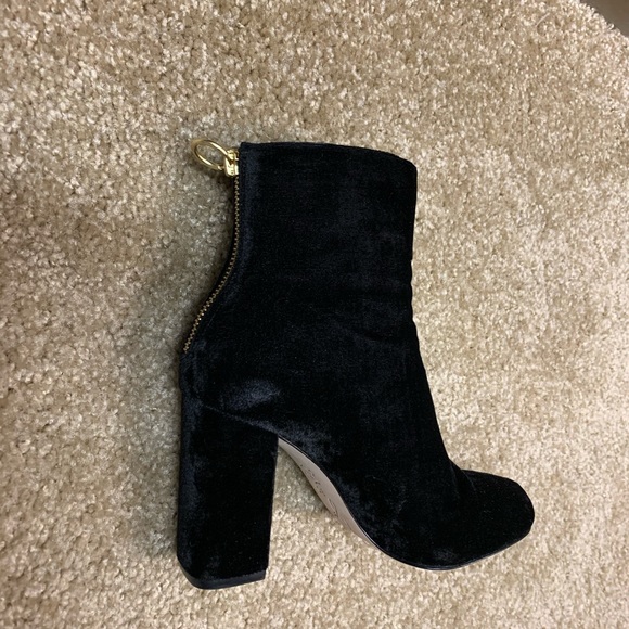 Joie Saleema Velvet Booties - Picture 6 of 7